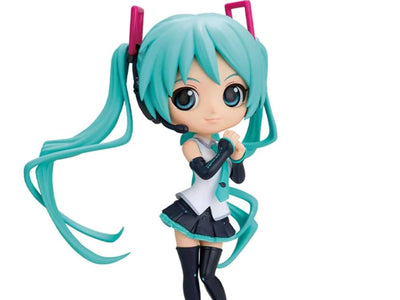Hatsune Miku Vocaloid Q-Posket V4X Style Ver.B Figure