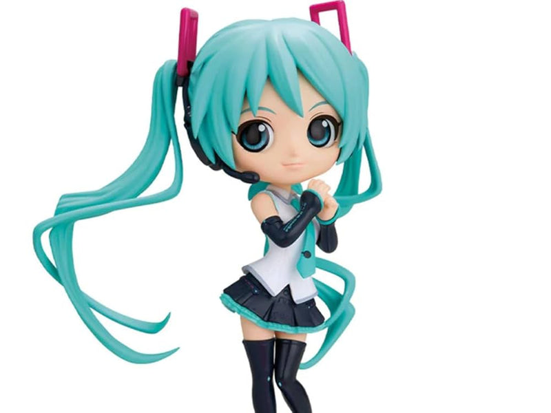Hatsune Miku Vocaloid Q-Posket V4X Style Ver.B Figure